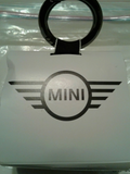 GENUINE MINI COOPER COUNTRYMAN FIND MATE BLUETOOTH TRACKER FOB SET 84108784972